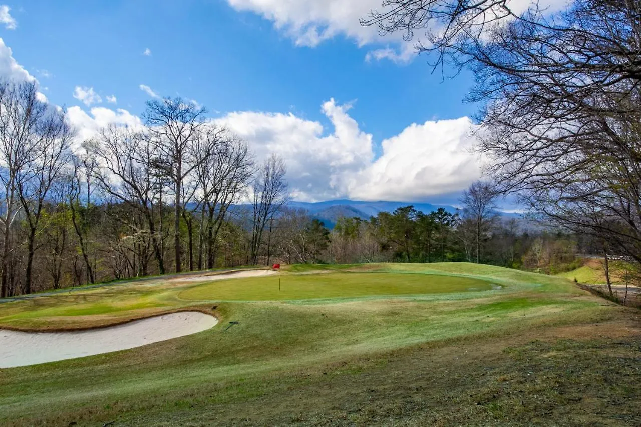 Higher Ground With Mountain And Golf View Feriehus Pigeon Forge