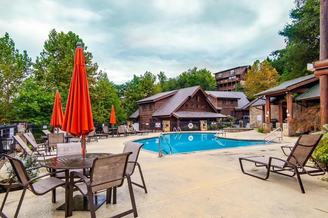 Higher Ground With Mountain And Golf View Feriehus Pigeon Forge