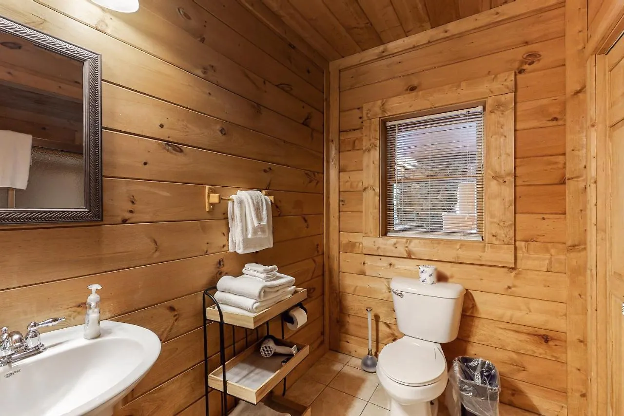 Bridgewood Cabin