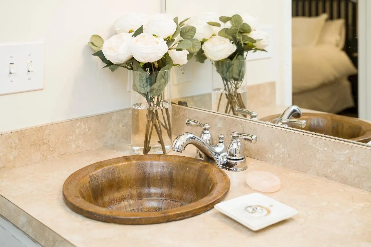 Luxe Quiet Townhouse W/parking/pool/by Dollywood 펜션 비둘기 포지