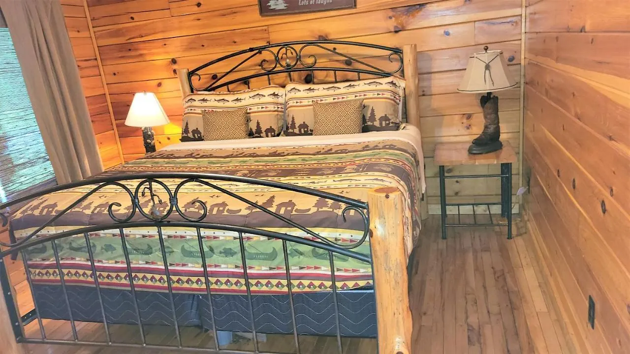 度假居 Hanky Panky-1 Bedroom On The River Pet Friendly With Fee Free Activity Tickets! 鸽子谷
