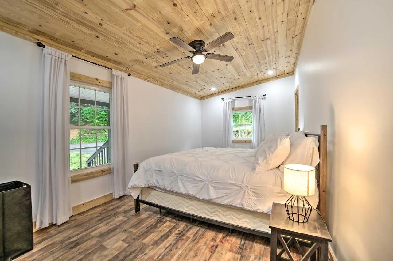 Creekside Ranch With Porch About 2 Mi To Pkwy Pigeon Forge