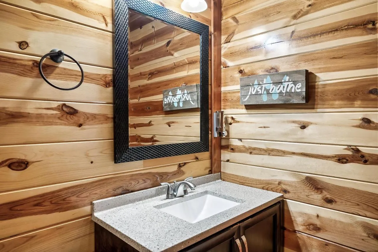 Grizzly Bears Resort - Luxury Cabin With Indoor Pool, Hot Tub, Theater, King Beds, Sleeps 16 In Heart Of Pigeon Forge بيت للعطل بيدجن فورج