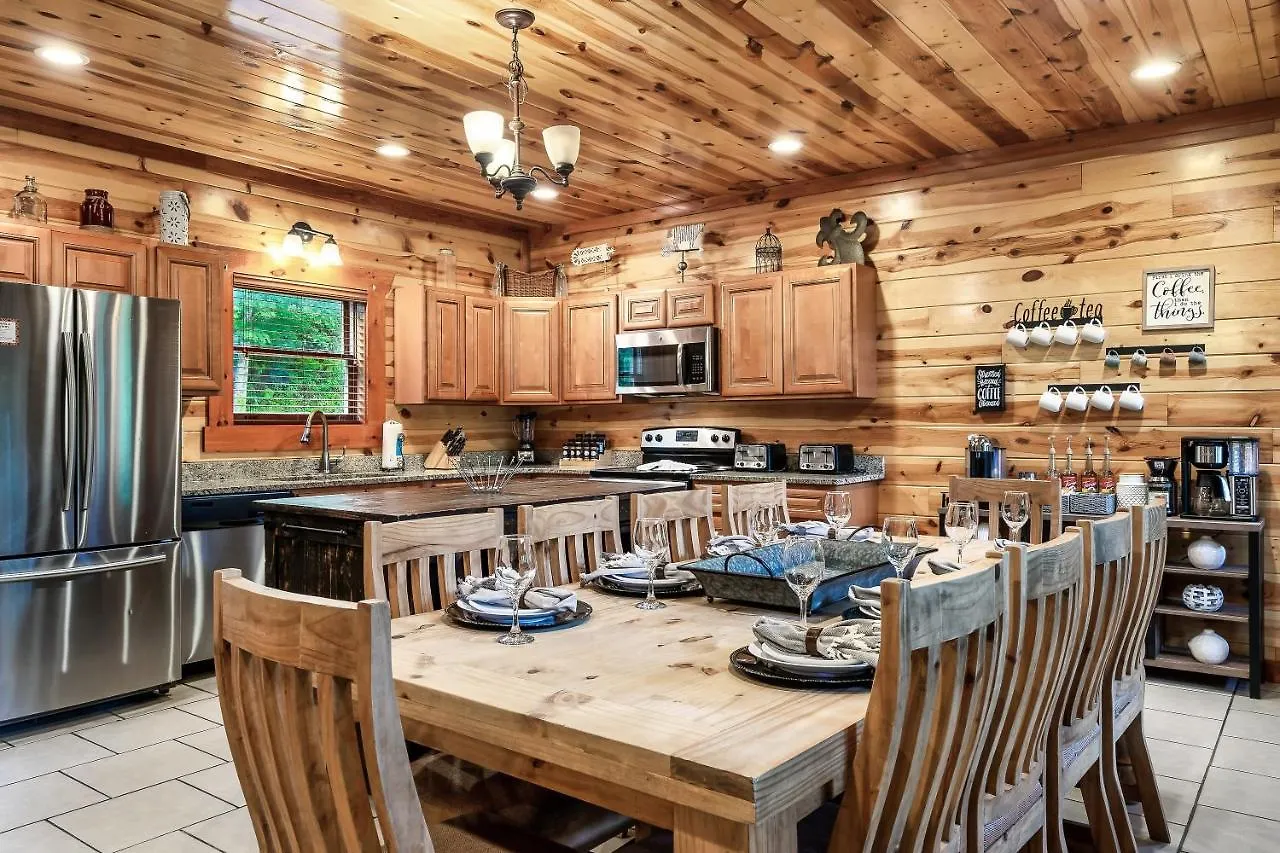 بيت للعطل Grizzly Bears Resort - Luxury Cabin With Indoor Pool, Hot Tub, Theater, King Beds, Sleeps 16 In Heart Of Pigeon Forge