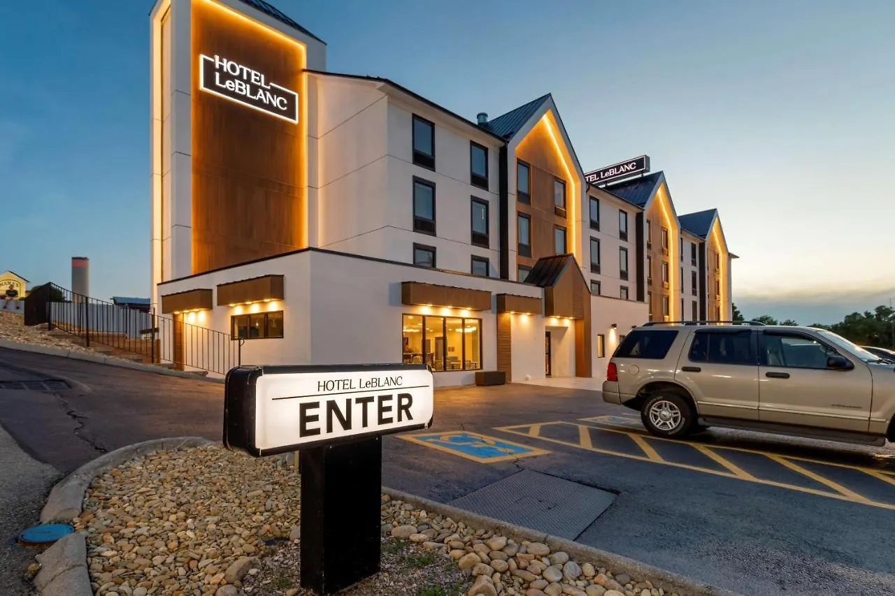 Leblanc Western Signature Collection Hotel