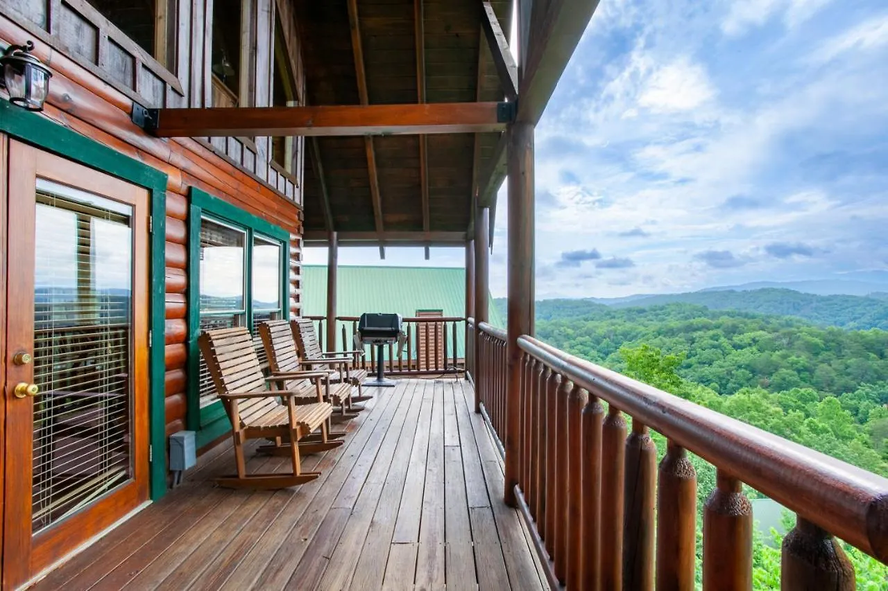 Rocky Retreat - Mtnview,communitypool,theaterroom Tatil Evi Pigeon Forge