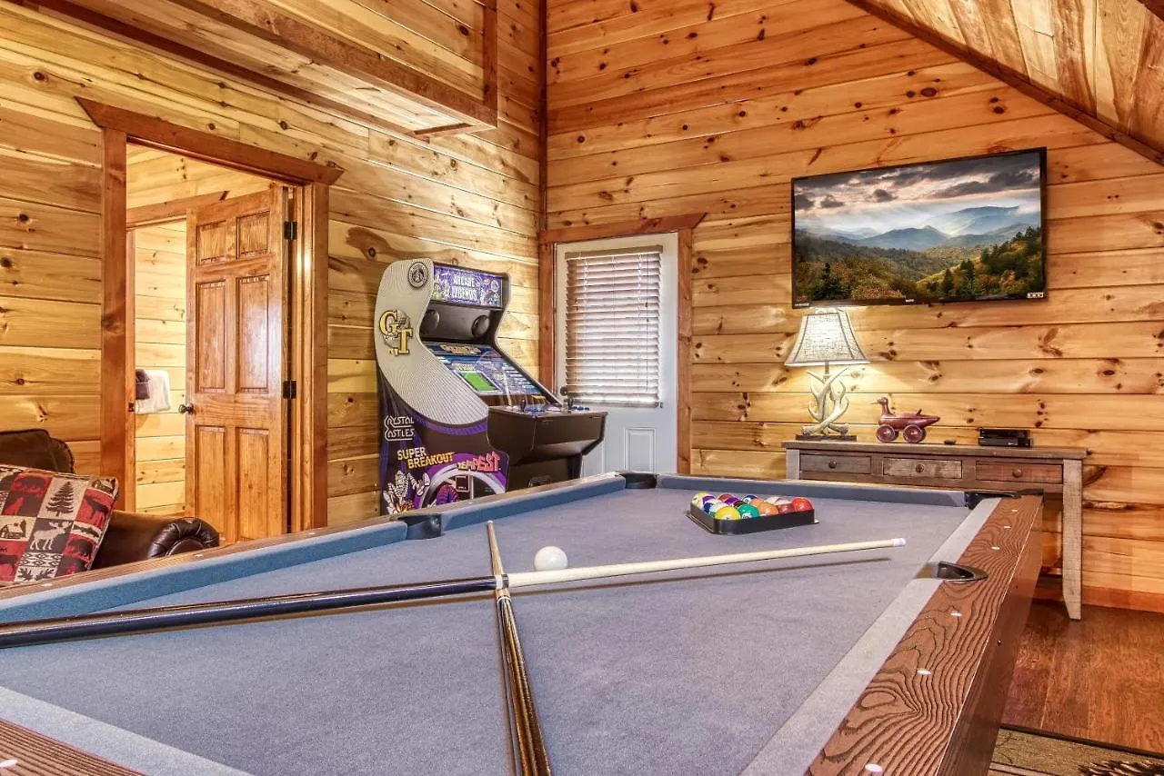 Mountain Splash, Private Pool, Theater Room, 1089 Free Tickets Each Paid Day, Dollywood And *