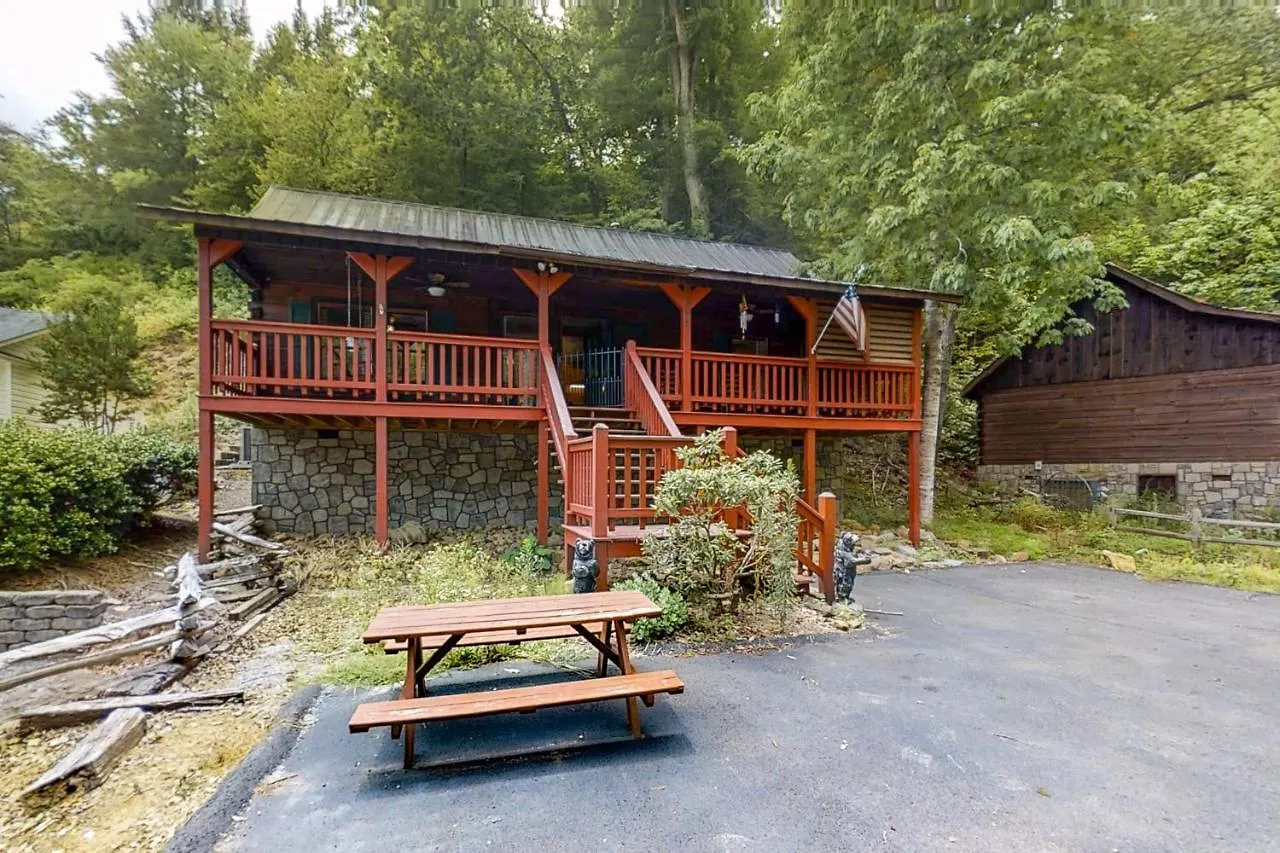 Bear Creek * Pigeon Forge