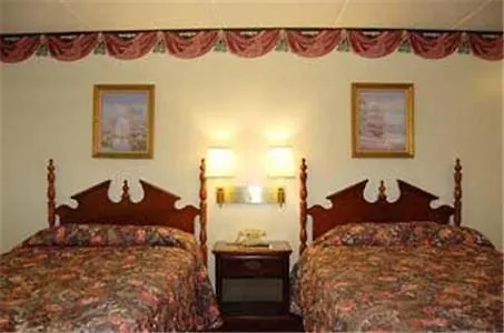 Clarion & Near The Leconte Center Hotel