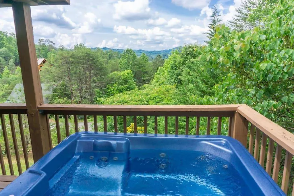Сasa de vacaciones Smoky Mountain Splendor Two Third Acre 2 King Master