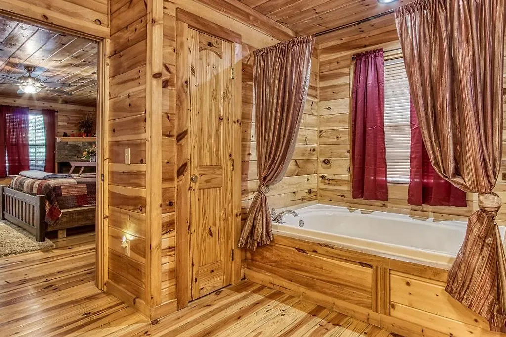 Always Kiss Me Goodnight- Hot Tub, Get 1089 Of Free Area Attraction Tickets For Each Paid Day! *