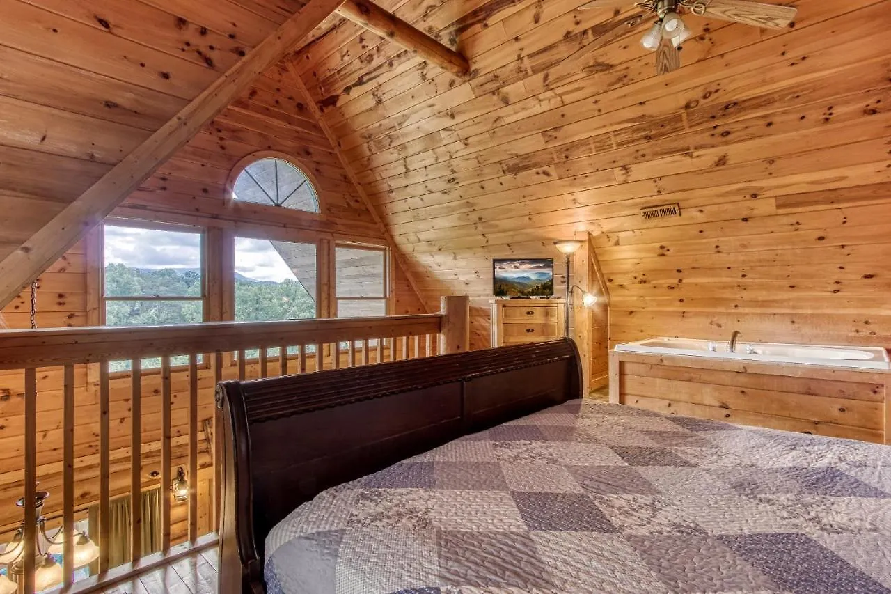 Alone At Last- Hot Tub,1089 Of Free Tickets For Each Paid Day, Dollywood And More! * Pigeon Forge