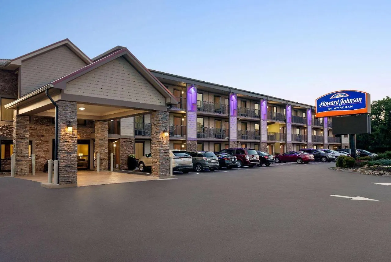 Hotel Howard Johnson By Wyndham 3*