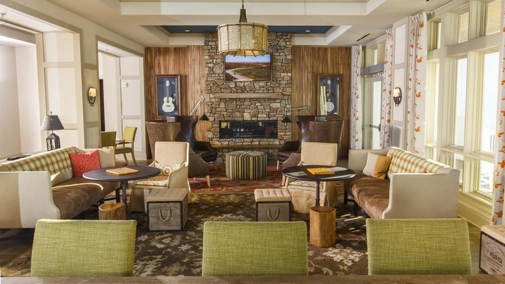 Dollywood's Dreammore And Resort