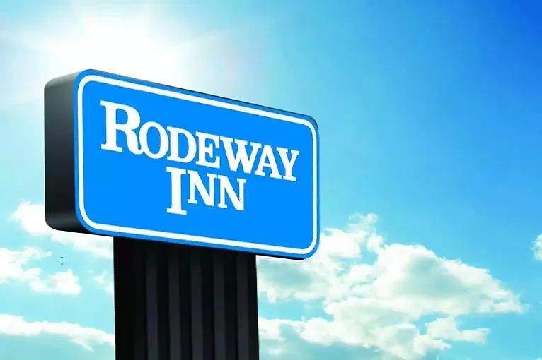 Hotel Sleep & Downtown Pigeon Forge