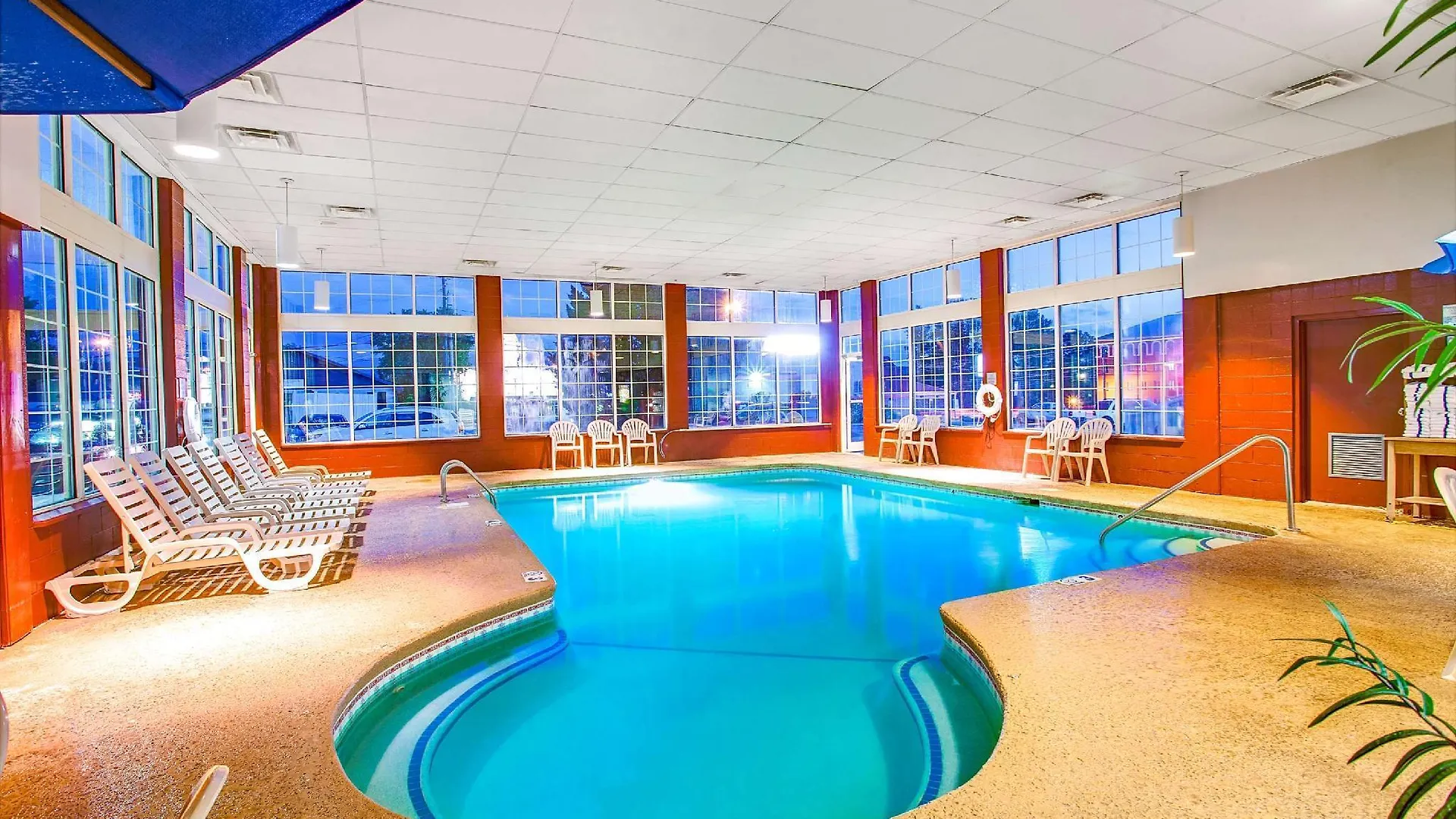 Ramada By Wyndham North Hotel 3*