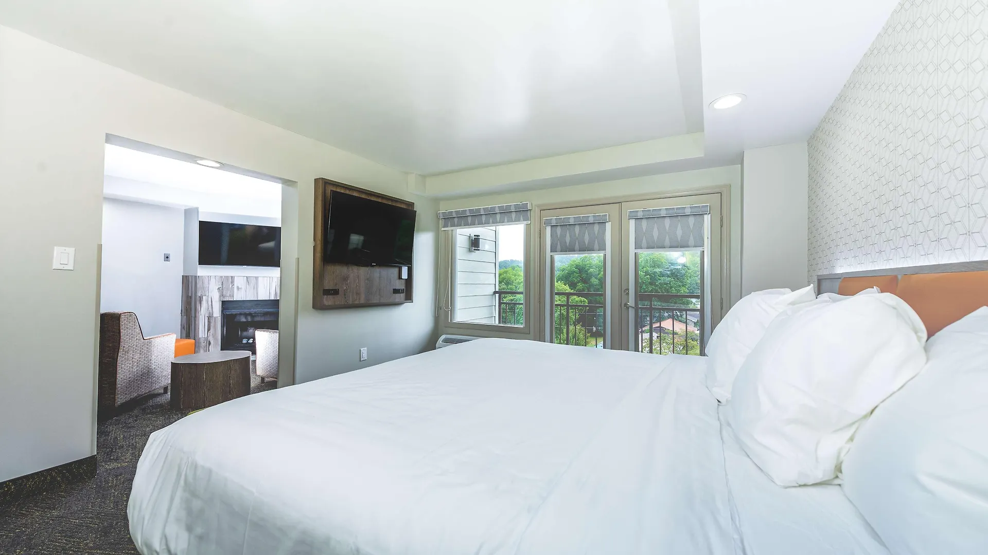 Western Apple Valley Otel 3*