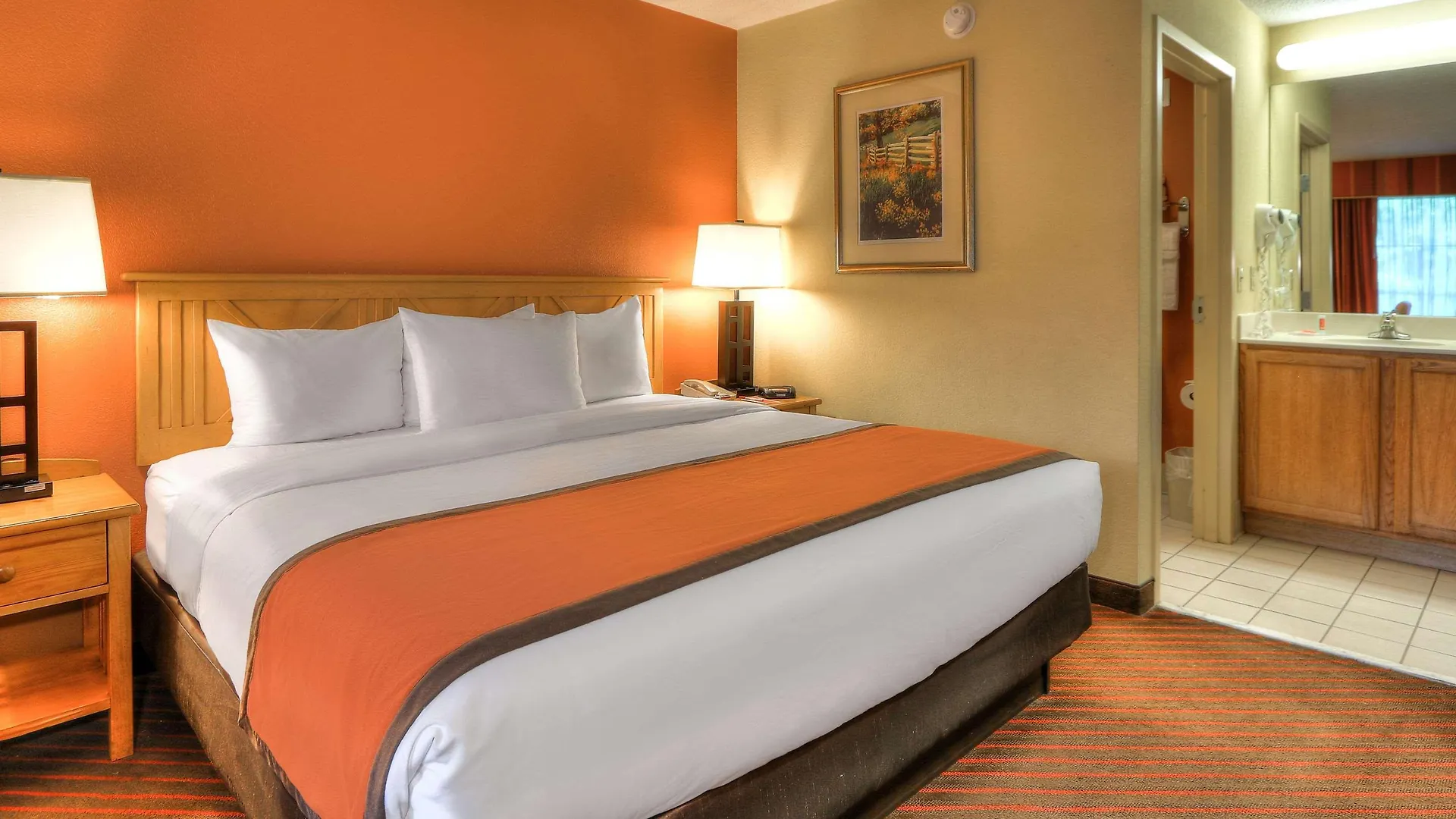 Econo Riverside Lodge