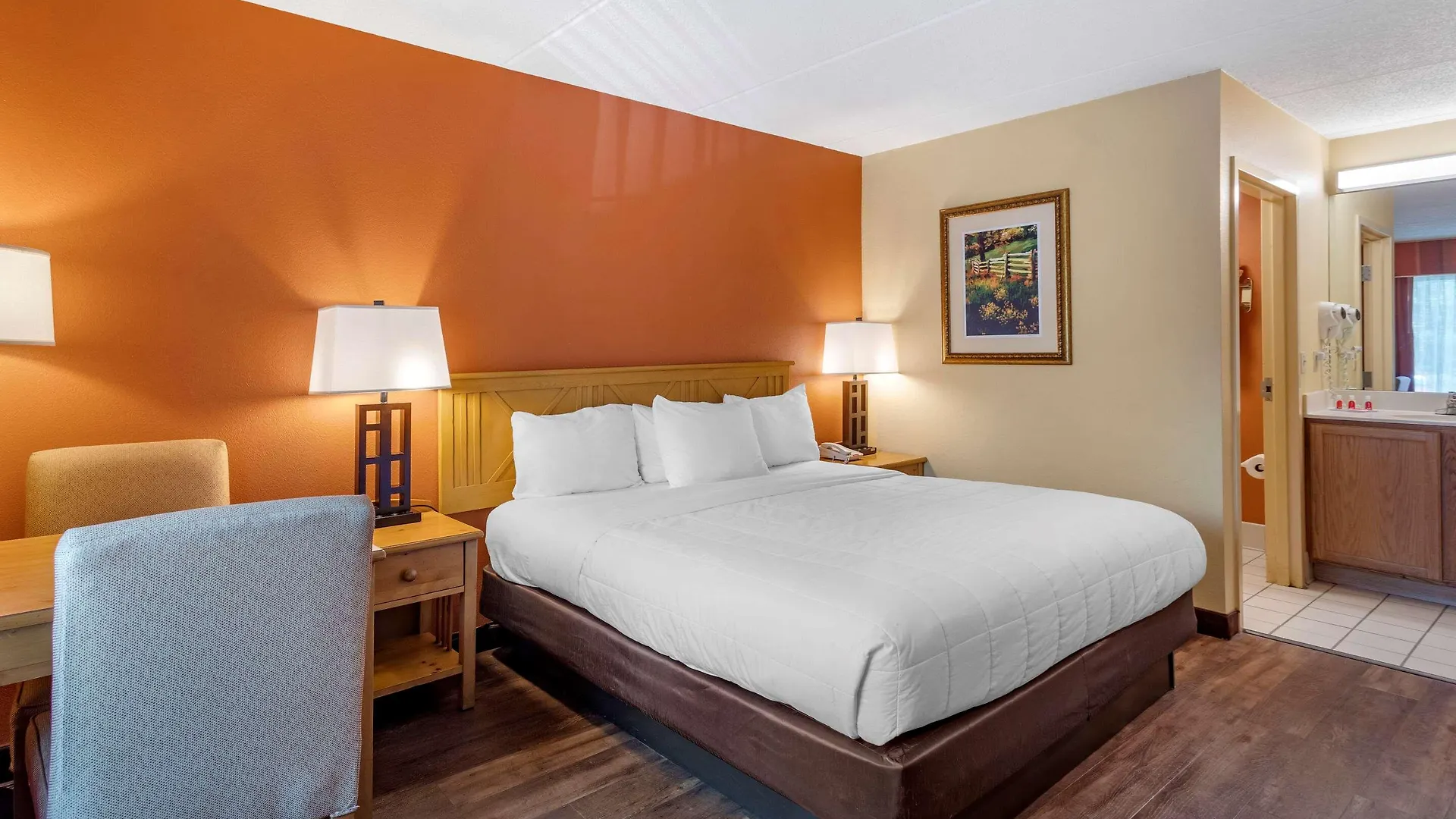 Lodge Econo Riverside