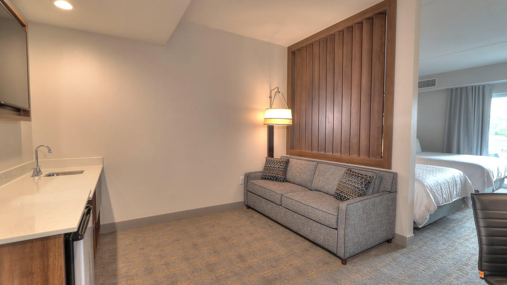 & Convention Center, An Ihg 4*
