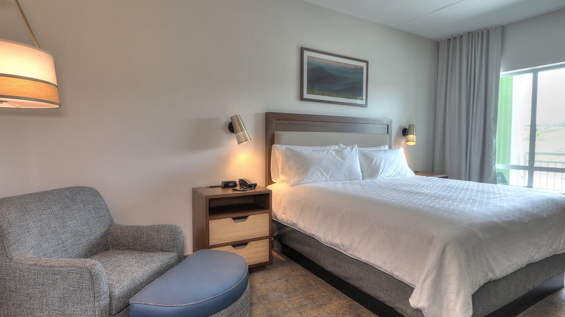 Hotel & Convention Center, An Ihg Pigeon Forge