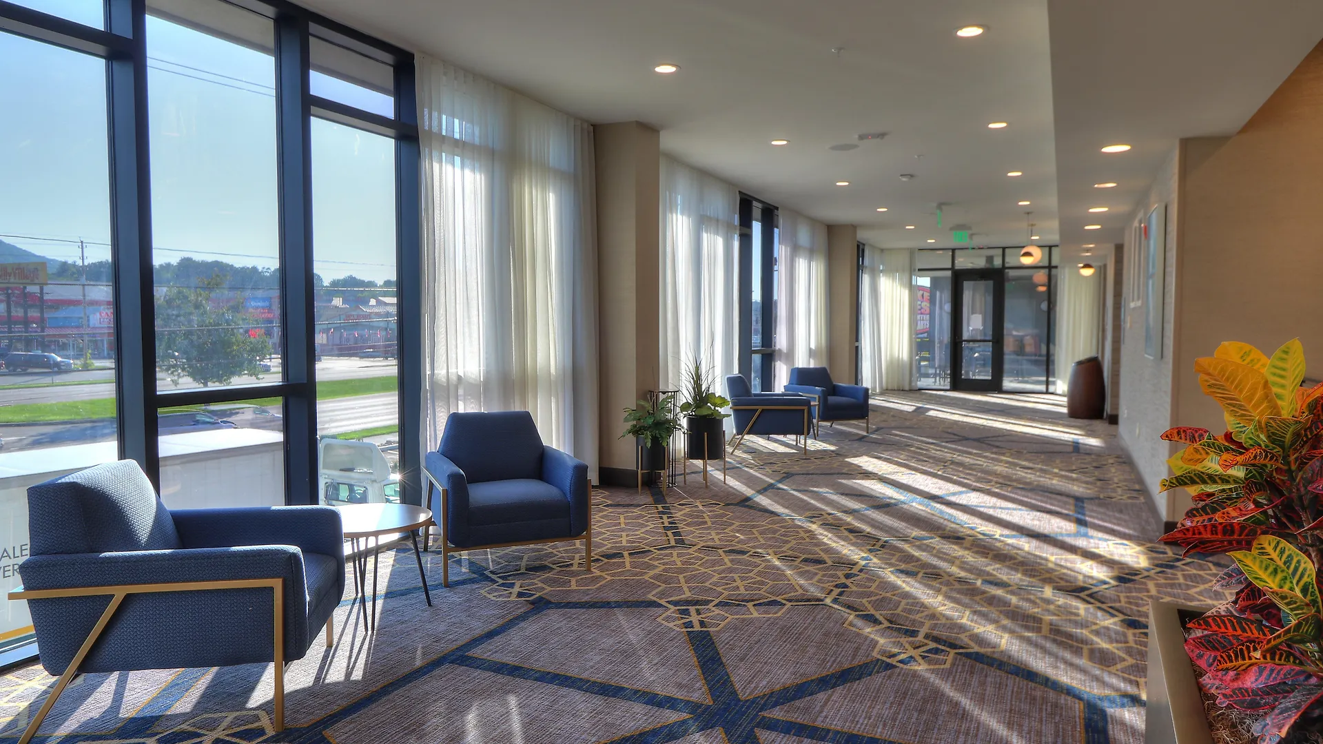 & Convention Center, An Ihg Hotel 4*