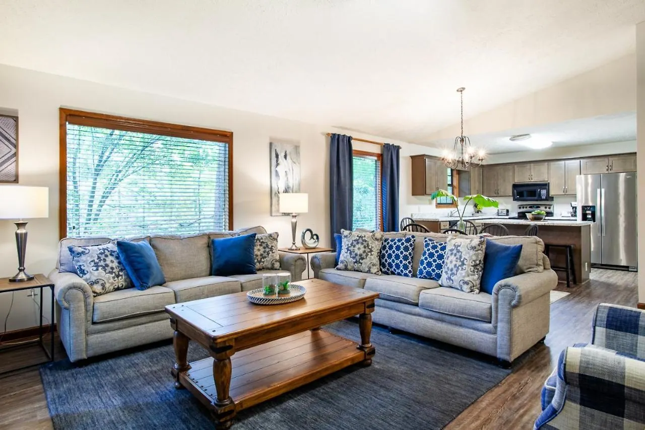 Highland Forest Duo Retreat