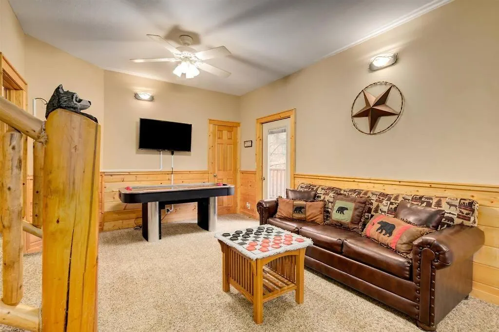 شاليه Premier Cabin - Golden Tee, Arcade, Location!