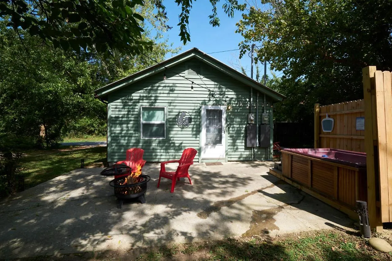 Appartement Steps From Downtown Parkway + Private Hottub And Firepit - Wifi - Firefly