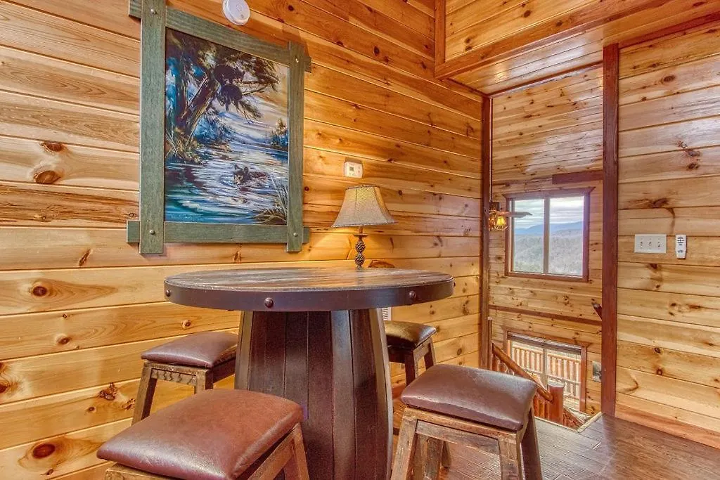 Feriehus Mountain Splash, Private Pool, Theater Room, 1089 Free Tickets Each Paid Day, Dollywood And