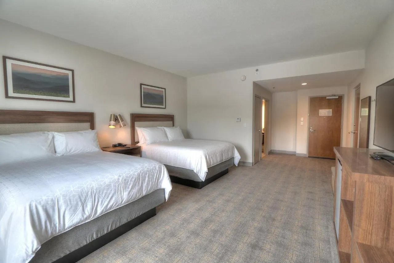 Hotel & Convention Center, An Ihg 4*