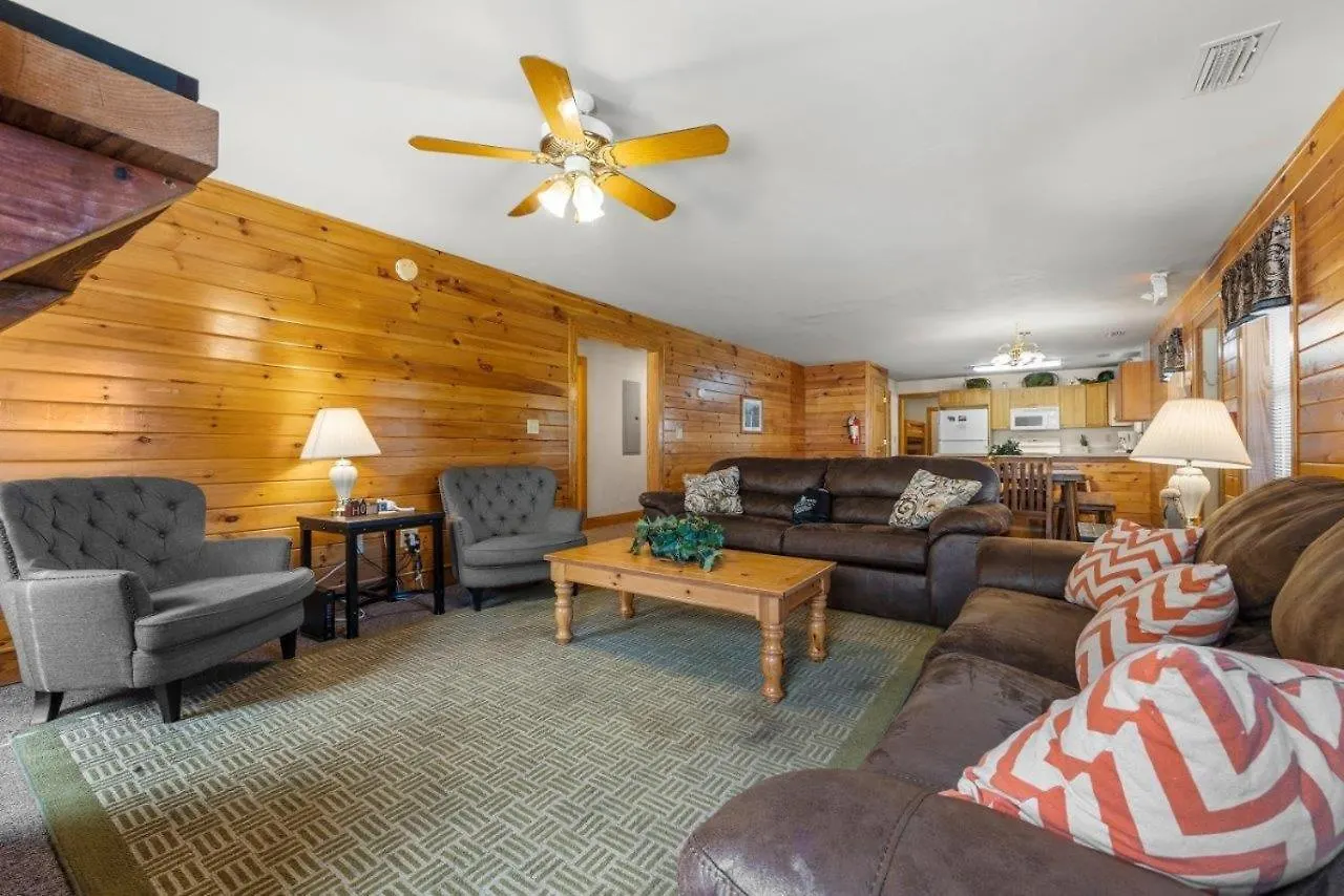 Poplar Point Unit 12f Apartment *