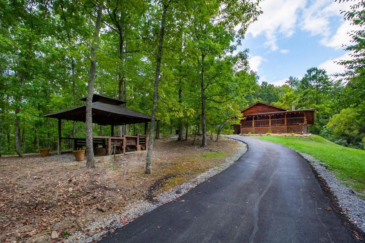Forest Hot Tub Fire Pit Pool Table Feriehus Pigeon Forge