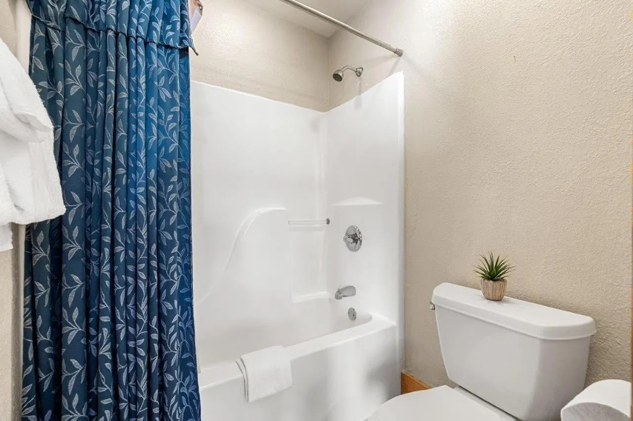 Apartment Poplar Point Unit 12f *