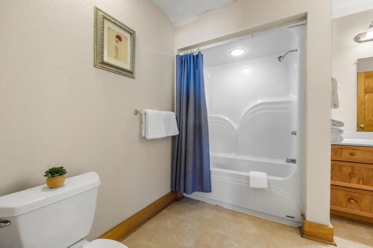 Poplar Point Unit 12f