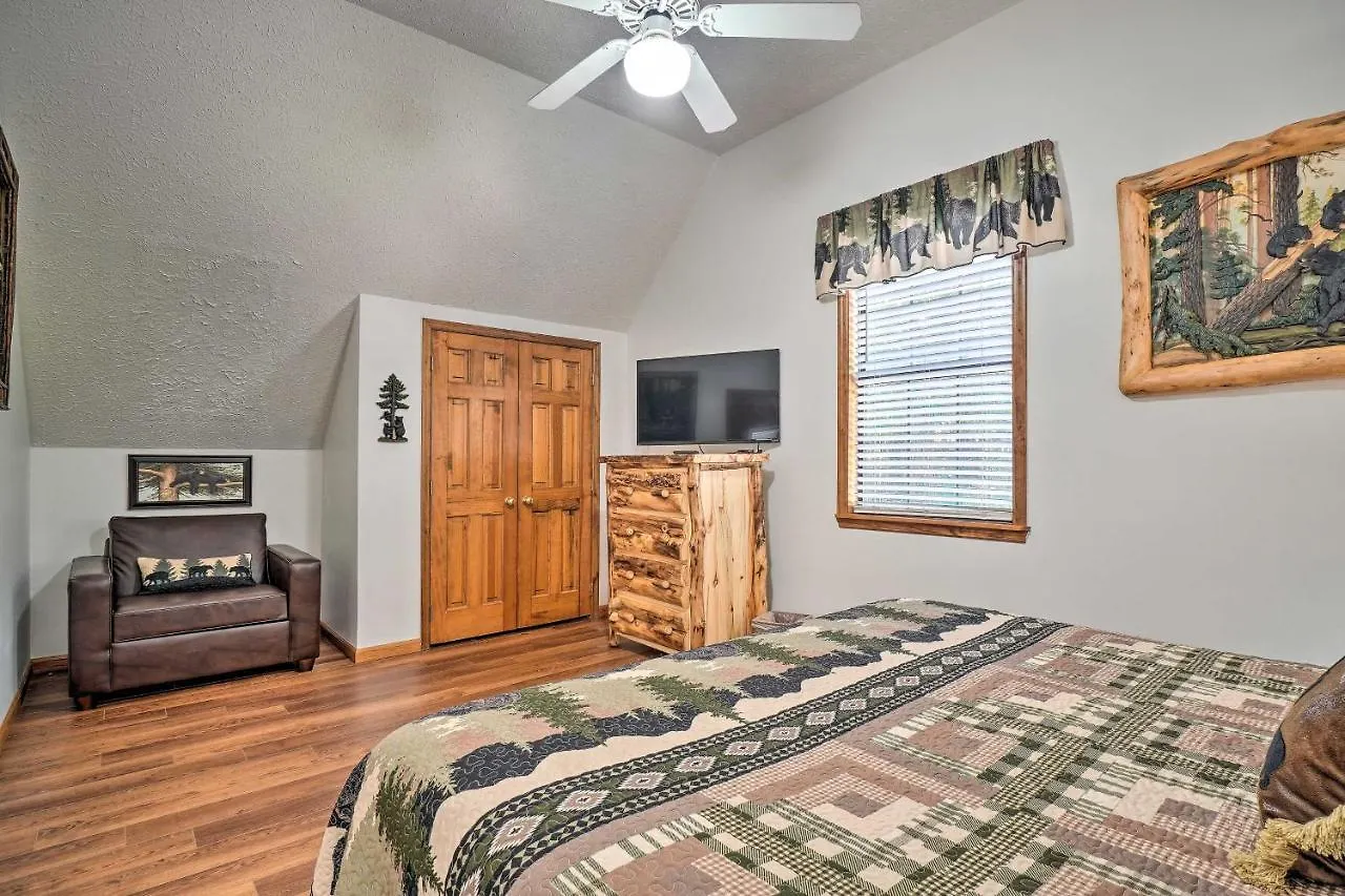 Picturesque With Mountain Views *