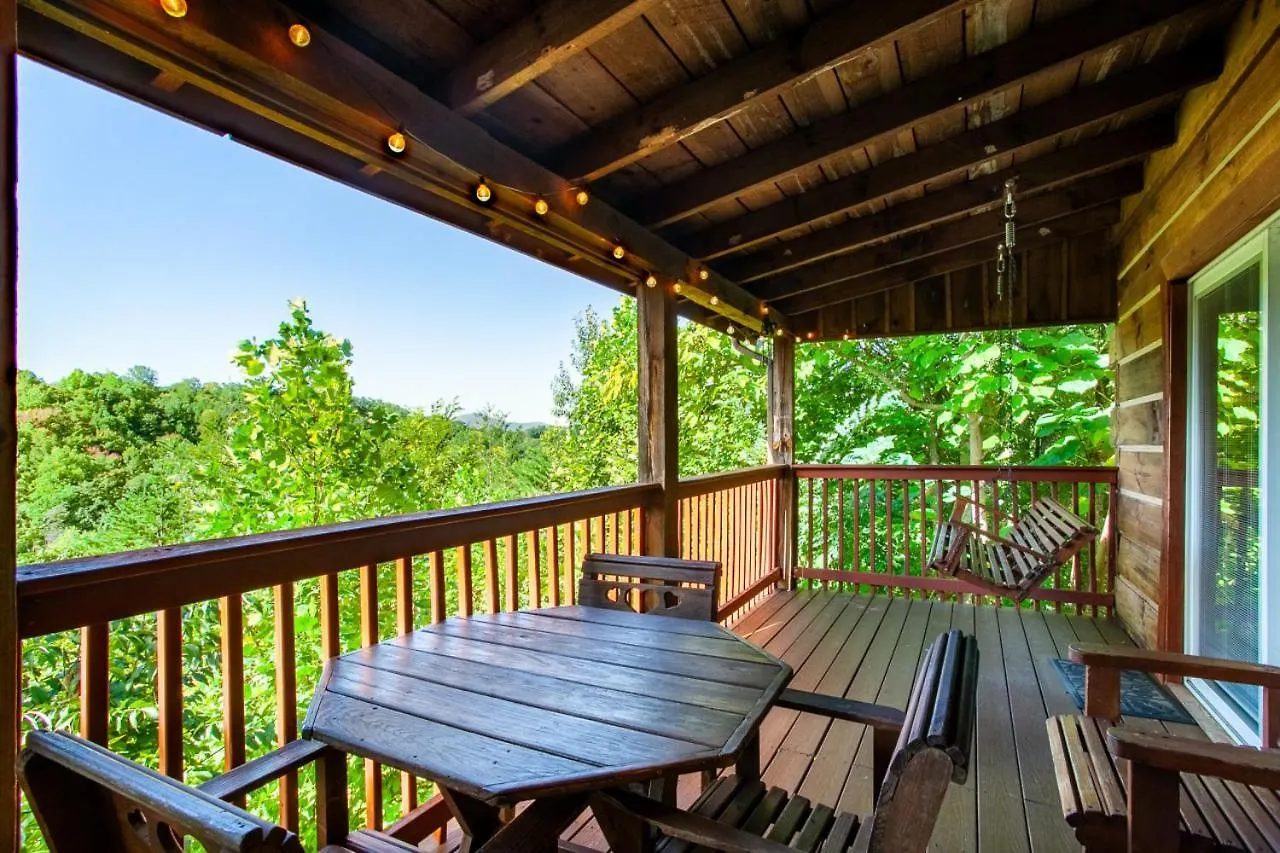 Smoky Mountain Sunset Hot Tub Grill And Game Casa vacanze