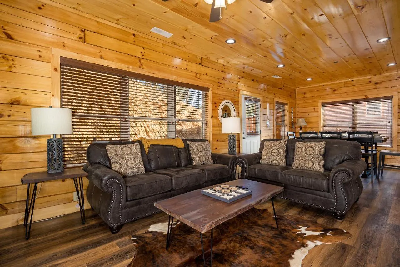 Appartamento 5bd5b Escape With 2 Hottubs, Thtr &game Rm,1mi To The Parkway! 4mi To Dollywood - Spring