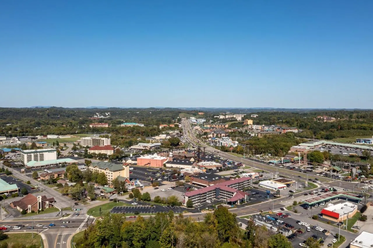 Apartament 5bd5b Escape With 2 Hottubs, Thtr &game Rm,1mi To The Parkway! 4mi To Dollywood - Spring Pigeon Forge