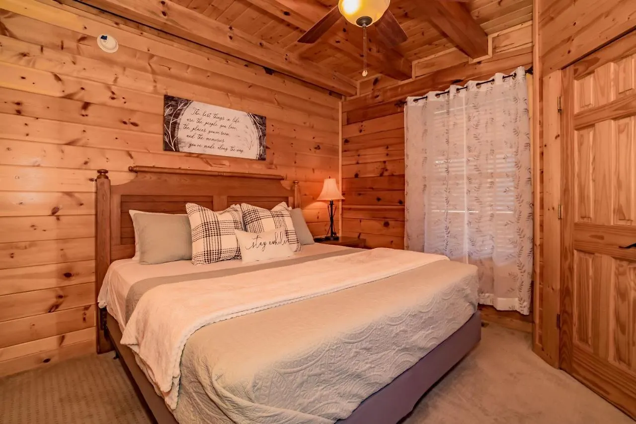 *family Friendly Near Dollywood! 度假居 *