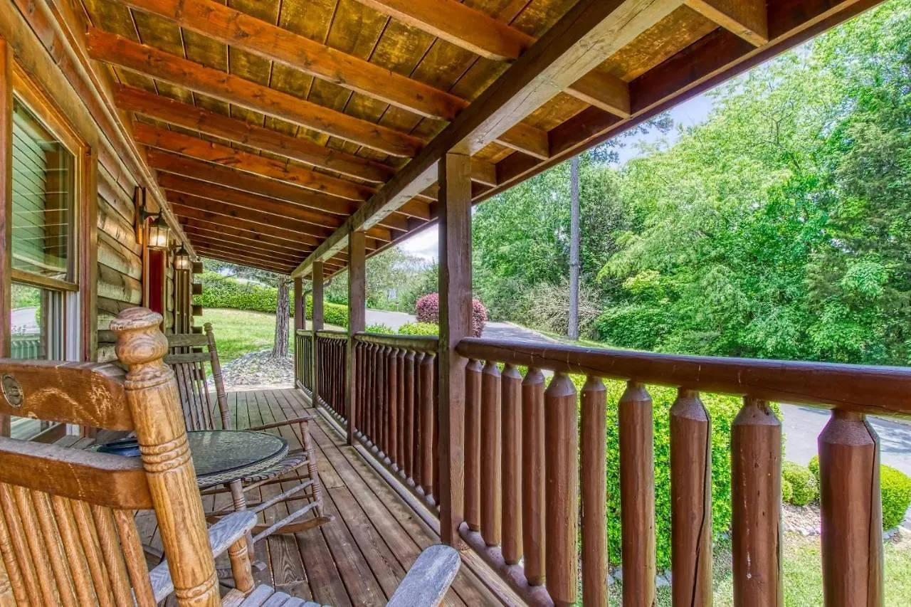 Little Slice Of Heaven -1br 1ba Close To Town And Amenities * Pigeon Forge
