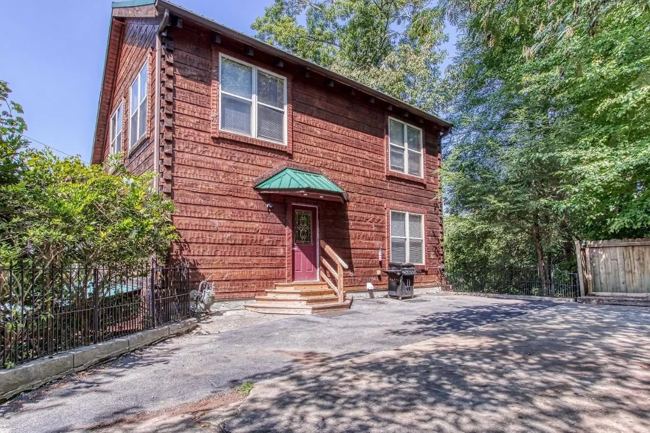 Holiday home Cinema Falls - Great Location! - Convenient To Everything! Pigeon Forge