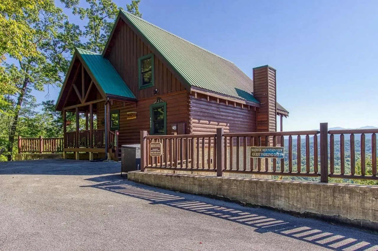 Majestic Mountain View - Great Location! - Convenient To Everything! * Pigeon Forge