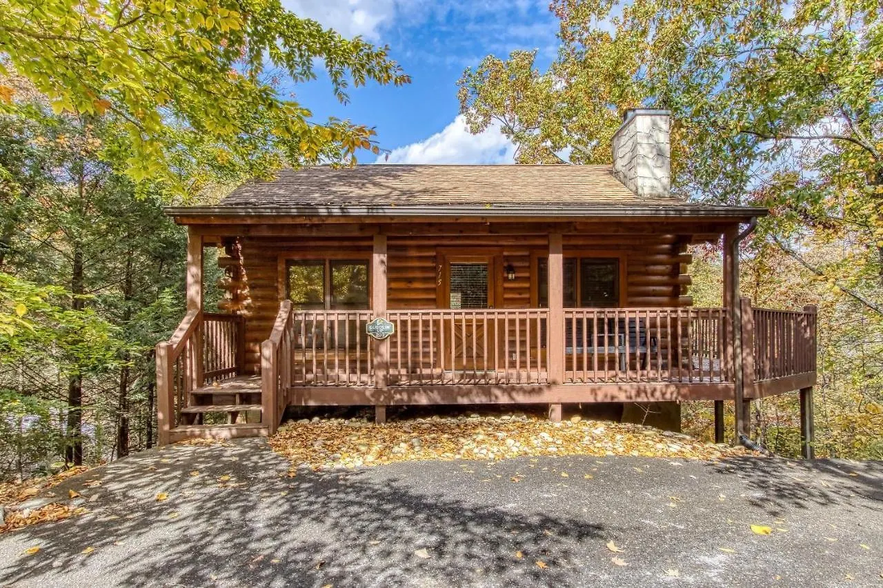 Cuddlin' Up, Er209 - Luxury At Its Finest And Location That Can't Be Beat!