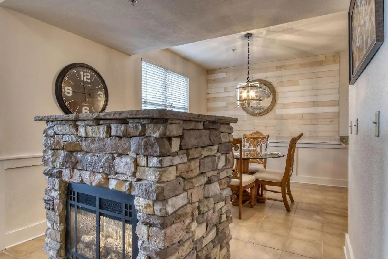 Owl 3205 - Close To Dollywood And Overlooking Gatlinburg Golf Course Apartamento