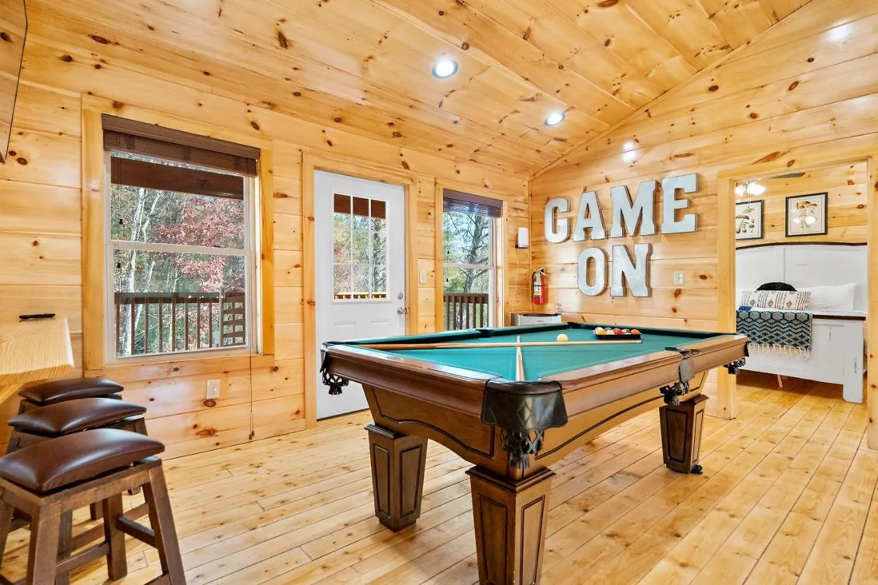 펜션 Pine Mountain Retreat, Hot Tub, Game Room, 1089 Free Tickets Each Paid Day, Dollywood And