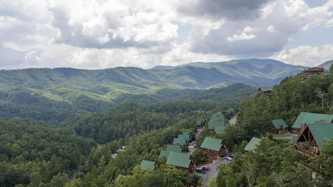 Majestic Mountain View - Great Location! - Convenient To Everything! Pigeon Forge