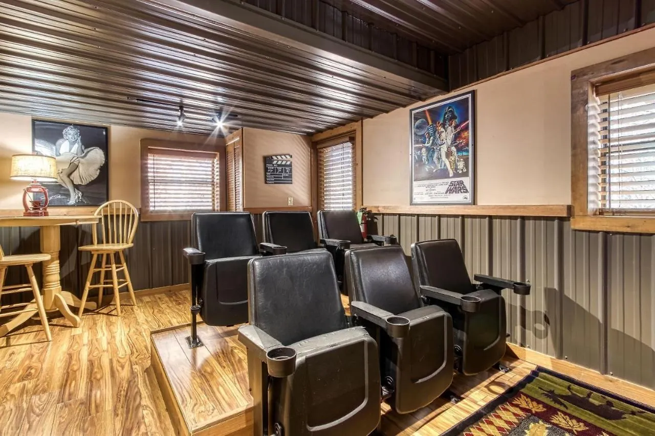 Er45 - Tin Pan Alley - Great Location, Just Across From Swimming Pool! * Пиджен-Фордж