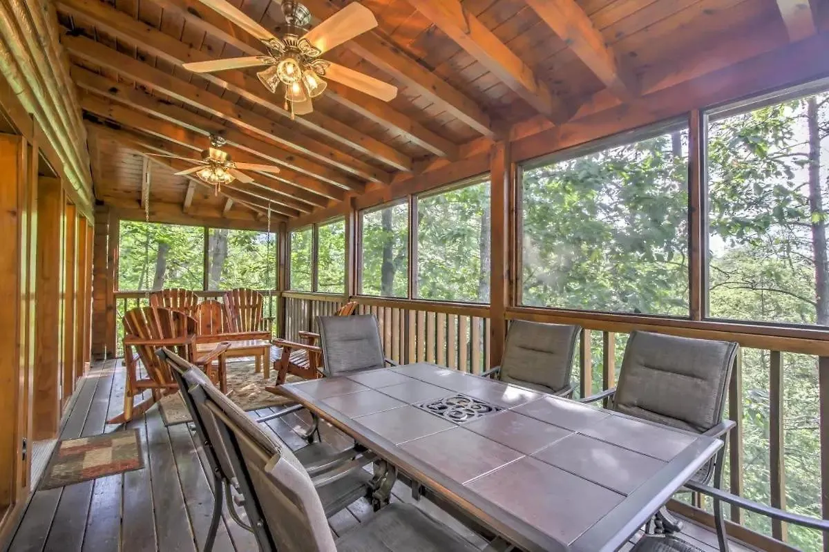 Er104 - R Tribe's Treehouse - Great Location - Close To Town! Tatil Evi