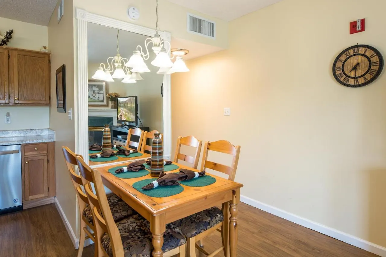 Postcard View Whispering Pines 441 Apartamento *